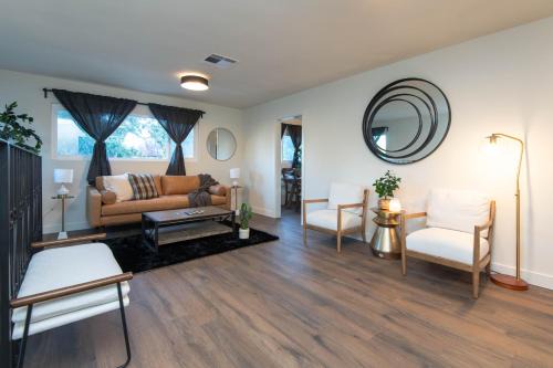 Superb Apartment Near DTLA