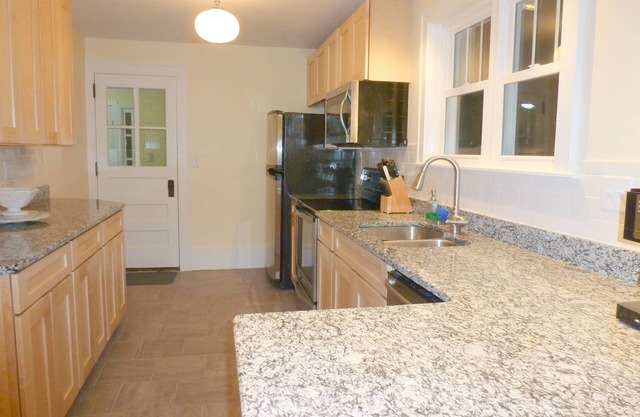 Superb location walk everywhere, Downtown Campus District Burlington