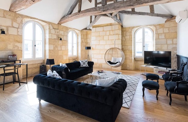 Superb loft type boutique hotel Libourne