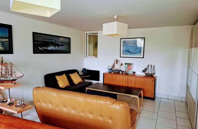 Superbe Appartement de 200m2,10 Pers, 3 Chambres, Jeux , Cuisine Pour les Pros