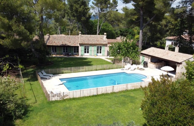 Superbe Maison & Dépendances ; Calme, Jardin, Piscine, Proche Aix!