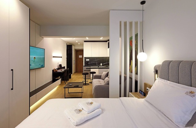 Superior Suite | Zotos Luxury Living #4