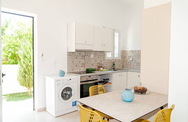 Superior Villa privete garden 50 meters from the beach