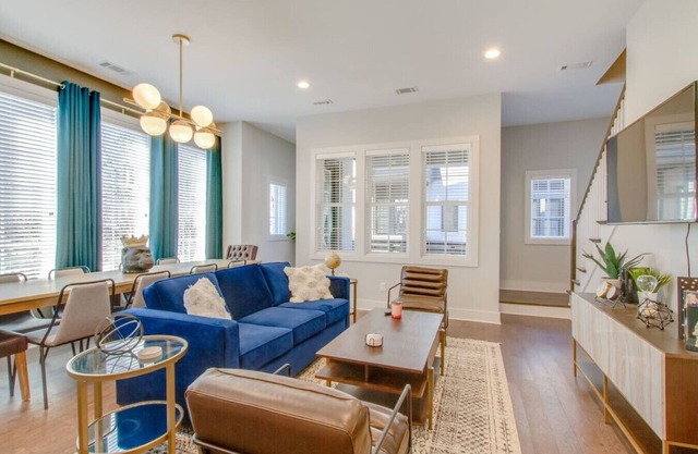 Supreme Luxury-Mins To Downtown-5 Full Baths