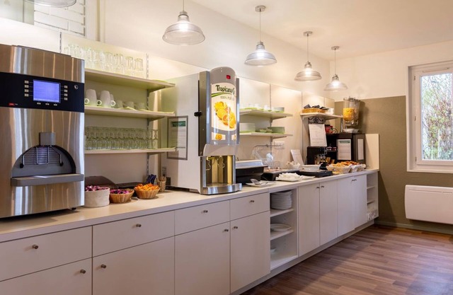 Sure Hotel by Best Western Plaisir