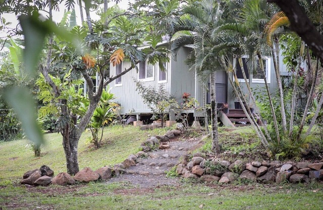 Sweet Country Cottage