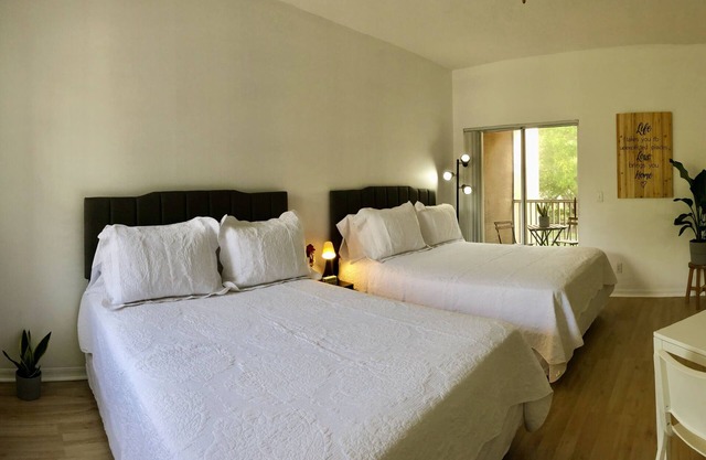 Sweet Spot Studio in PGA Village - 2 beds B
