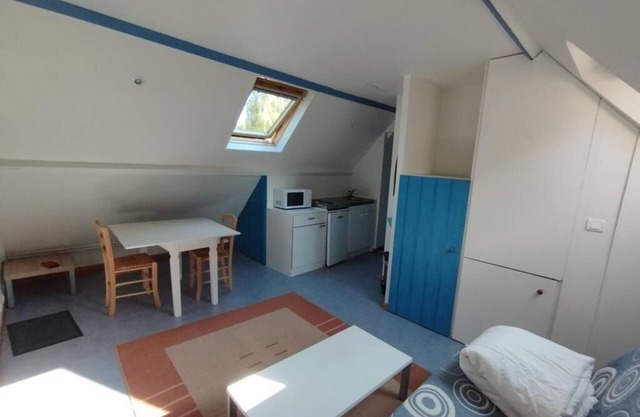 T1 in wooded park 2.5 km from SAINT-MALO (1st floor)