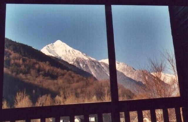 T3 duplex apartment in a quiet area of the village.