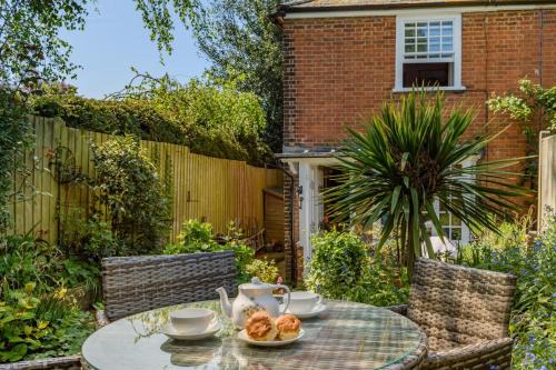 Tail End Cottage