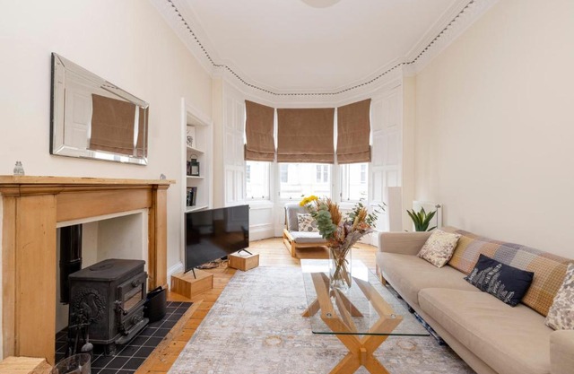 Tasteful 1-bedroom Apartment near Edinburgh Meadows