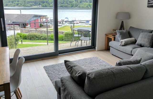 Taymouth Marina -Ben Cruachan