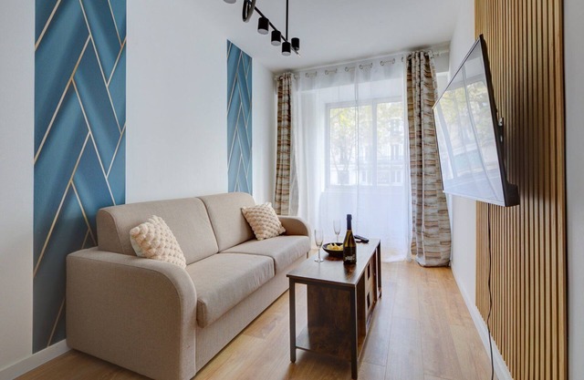 TBS 300 - Superb apartment in Paris