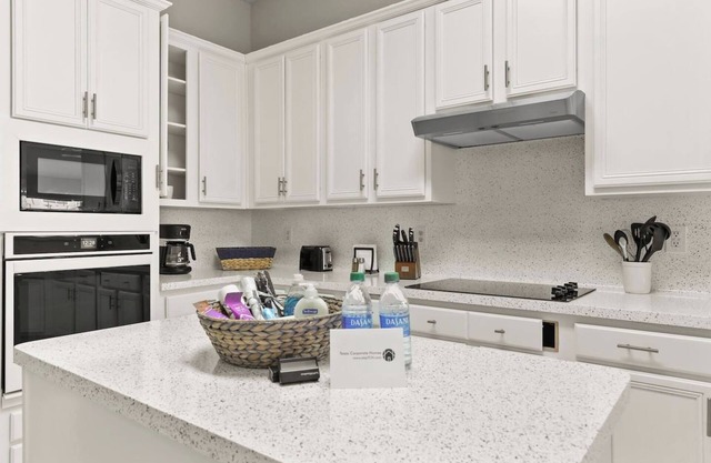 TCH - Spacious 4bd/2ba home in Plano w/Workspace