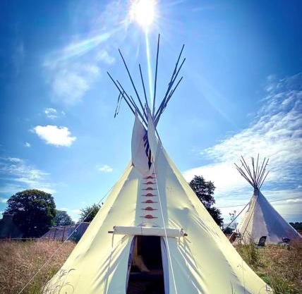 Terra-Tipike, Tipi à la ferme entre Terre et Mer
