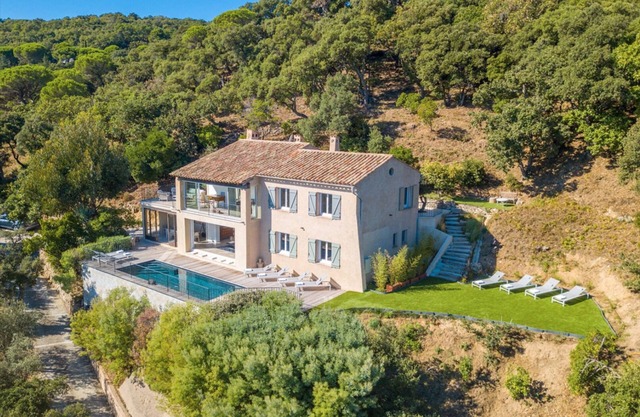 The 6 seas villa