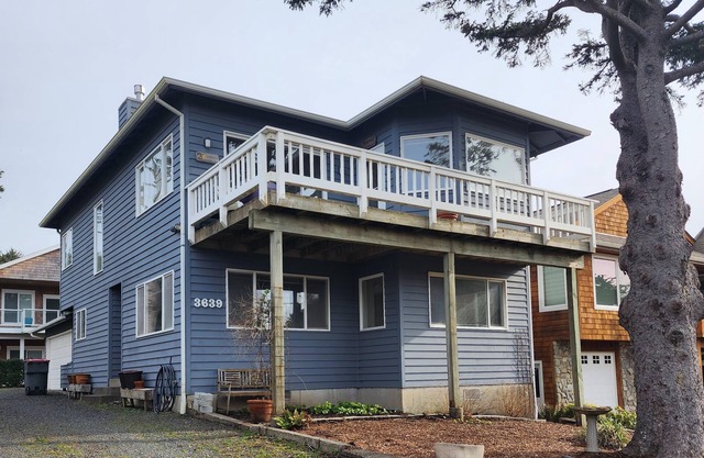 The Anderson Trail House - Cannon Beach Property Mgmt