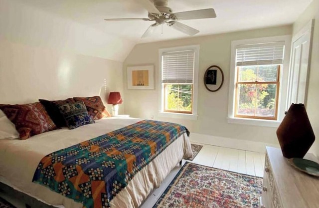 The ART House. Chic, cheerful, Burlington home.nn