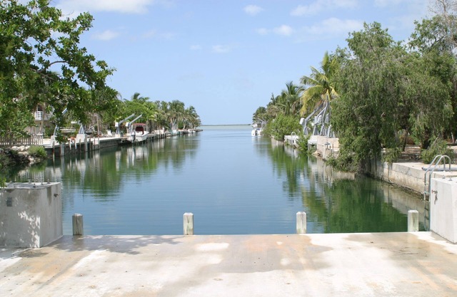 The Banana Cabana, Canal Front Home Sugarloaf Key