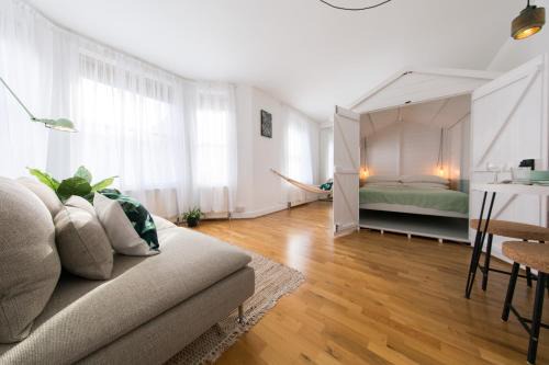 The Beach Hut in Holborn, by the Design Traveller