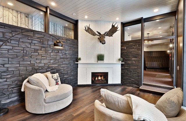 The Birch Ridge #3 - Lace Room, a cozy boutique ski lodge in the heart of Killington, VT.