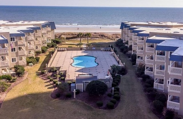 "The Black Pearl" - The Ultimate Oceanfront 2 Bdrm Condo Rental Value!