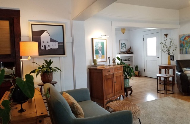 The Blue Door Cottage - Vintage meets Modern