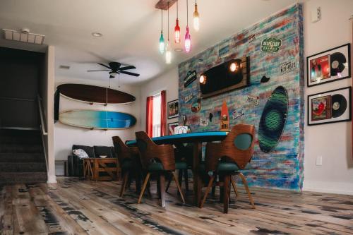 The Board House Longboard