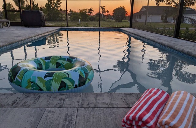 The Cape Escape - New Heated Saltwater Pool. Just 10 minutes from Matlacha.