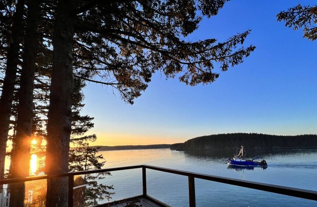 The Captains View - Cliffside, Ocean Views