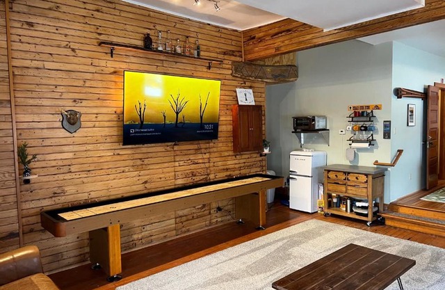 The Club House at North Creek All Season Rental