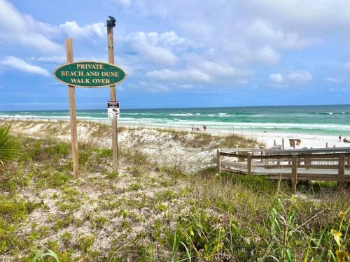 The Coral Reef at Avalon Estates - Private Beach