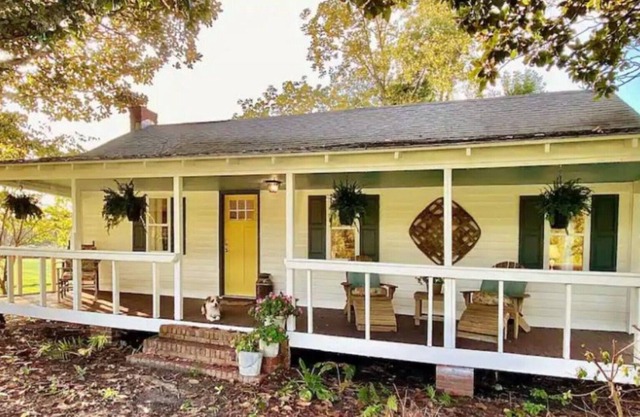 The Cottage, a place the whole family will enjoy!