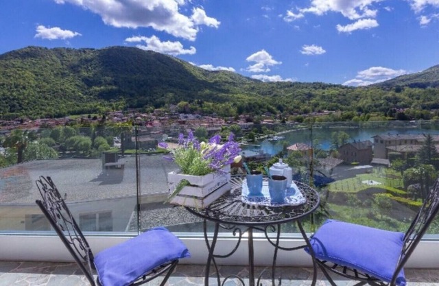 The Design Villa Swisshomebnb