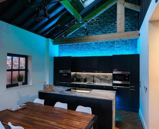 The Eden Warehouse - Green Apartment, sleeps 5