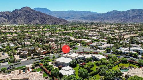 The Estancias, Compound in La Quinta on a 1 acre lot Ultimate Privacy