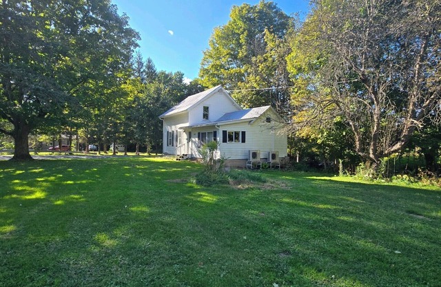 The Farmhouse at Alder Creek