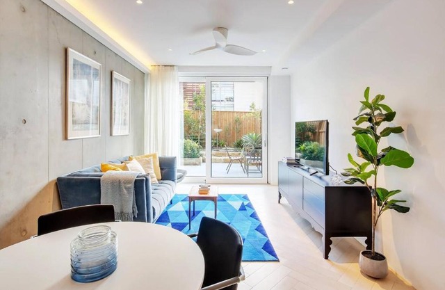 'The Fern' Split-level Oasis with Lush Courtyard