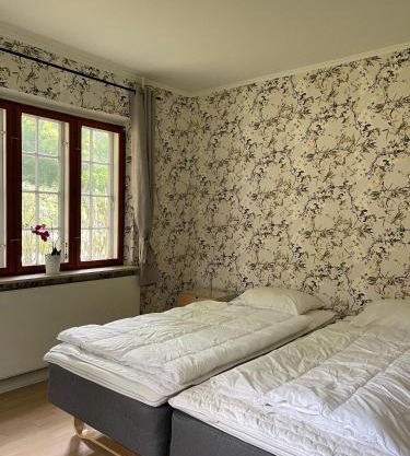The Gatekeepers Cottage at Hindemae Estate Cozy Stay in Historic Surroundings