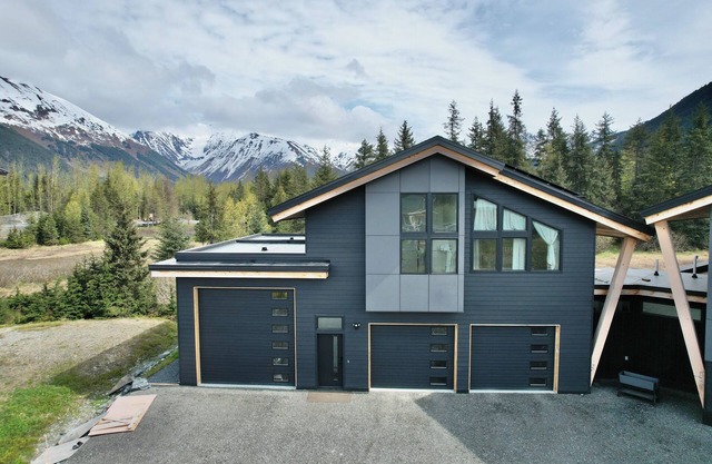 The Girdwood Guesthouse