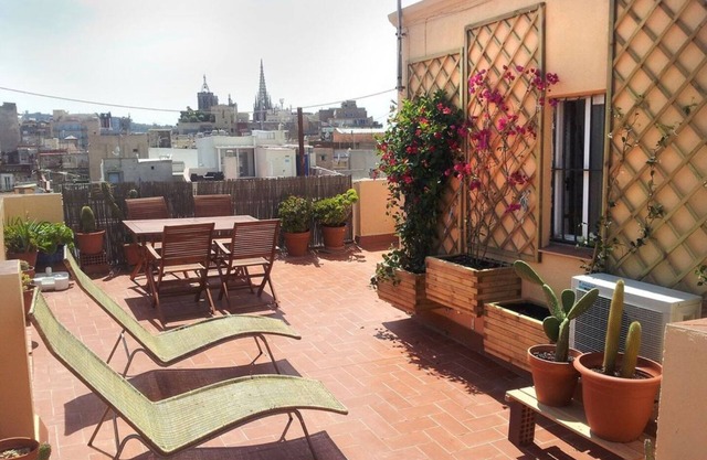 The Green Born penthouse: a terrace dream