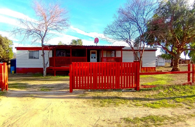 The Hostal Del Valle