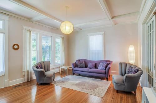The Hummingbird Retreat by Stay Local Nashville
