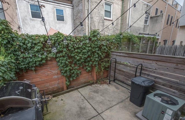 THE ITALIAN MARKETER!! ADVENTUROUS Metro Area Queens Village Home!!