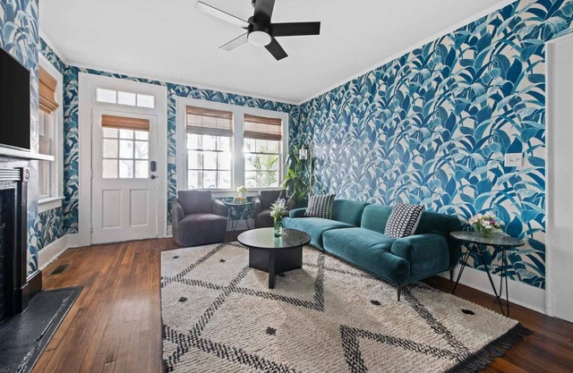 The Jessamine | 9BR Historic Downtown Abode