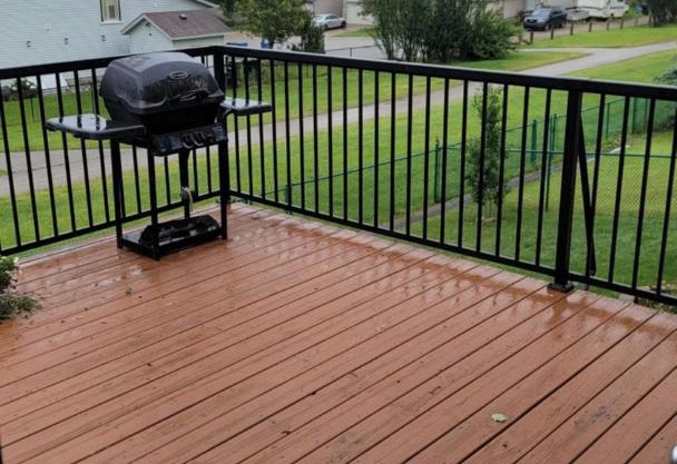 The King place, is a ROOM in a PRIVATE HOUSE, close to CTrain and Spruce Meadows Equestrian