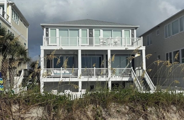 The Kitts House Summa