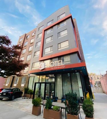 The L Hotel