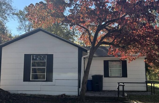 The Little Lodge Knoxville