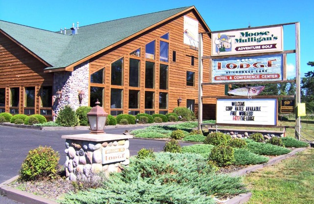 The Lodge at Crooked Lake
